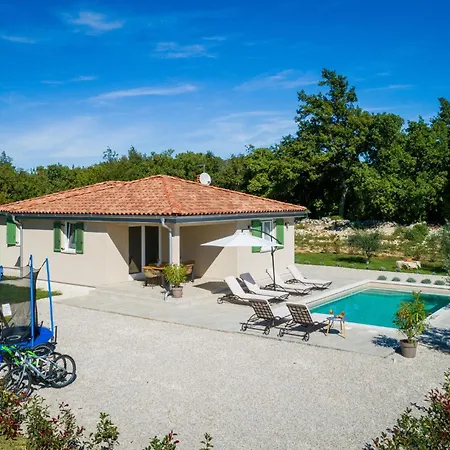 Holiday home Stunning In Labin With Outdoor Swimming Pool *
