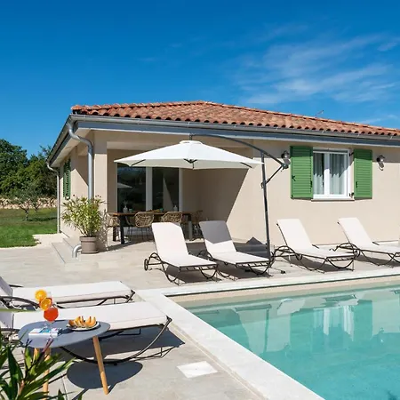 Stunning In Labin With Outdoor Swimming Pool Holiday home Labin (Istria)