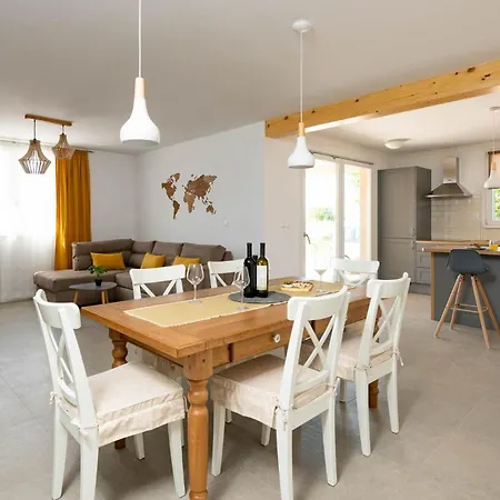 Stunning In Labin With Outdoor Swimming Pool Holiday home *